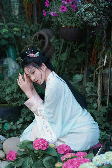 一路繁花开播